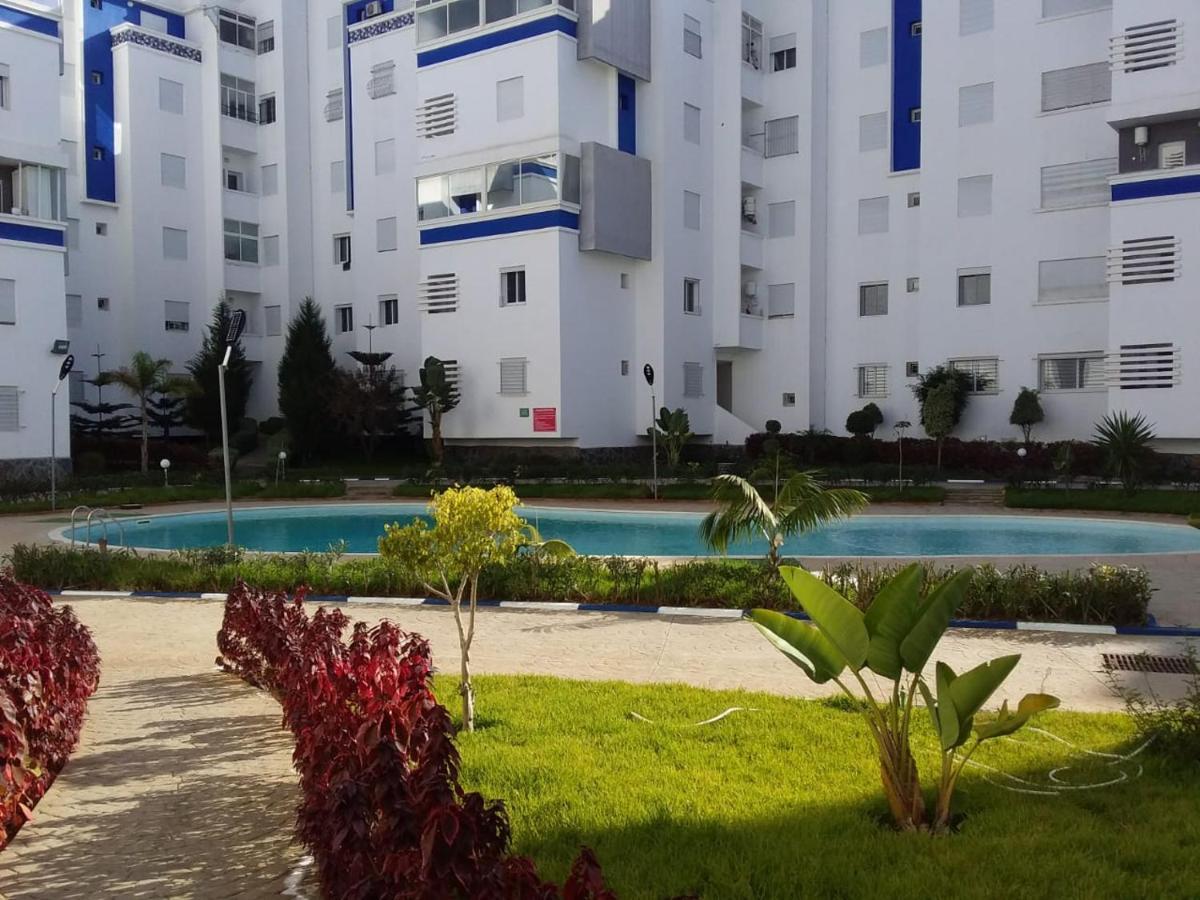Appart. Luxueux Avec Piscine, Cosy, Bien Situe Bouznika Ngoại thất bức ảnh