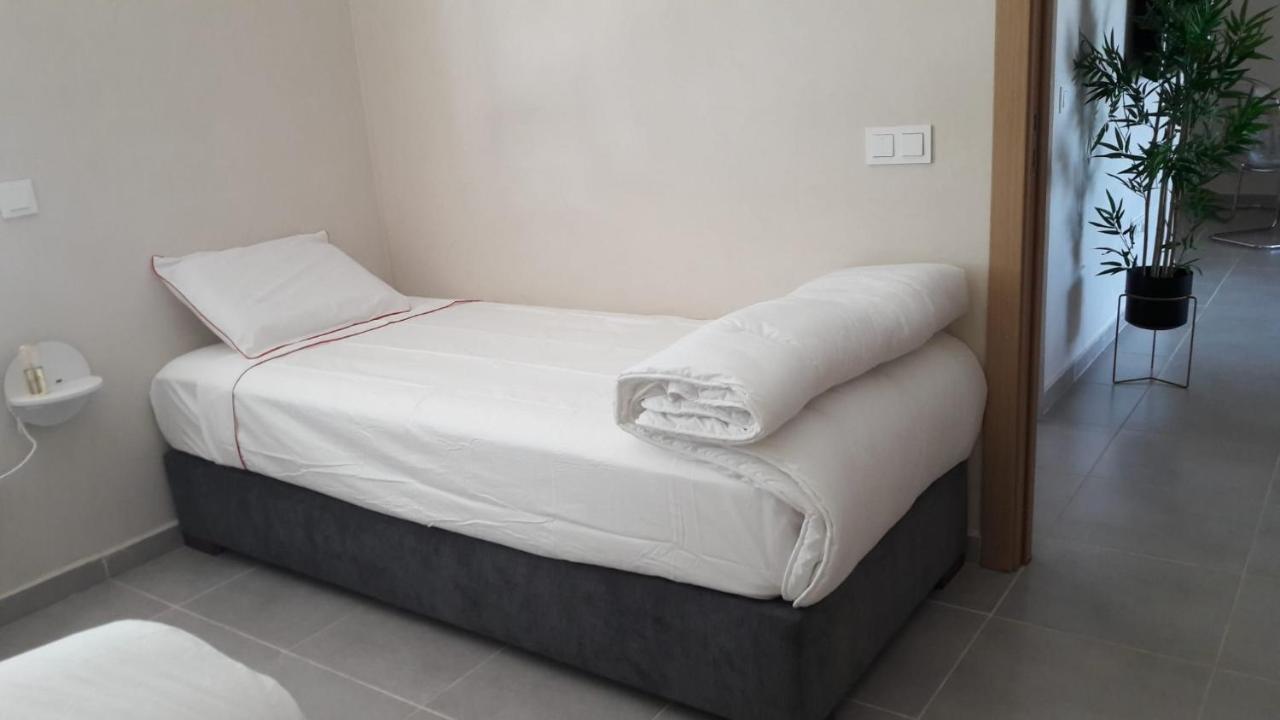 Appart. Luxueux Avec Piscine, Cosy, Bien Situe Bouznika Ngoại thất bức ảnh